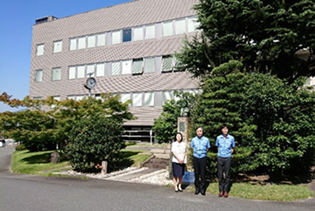 7979_bld.jpg (95 KB)